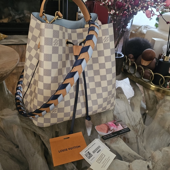 ‼️SOLD‼️ - Picture 2 of 16